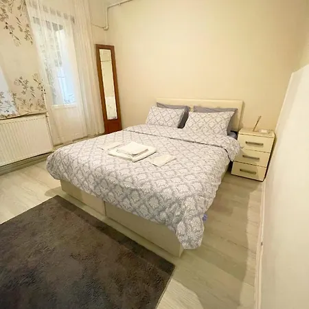 One Bedroom Close To Taksim 0 شقة