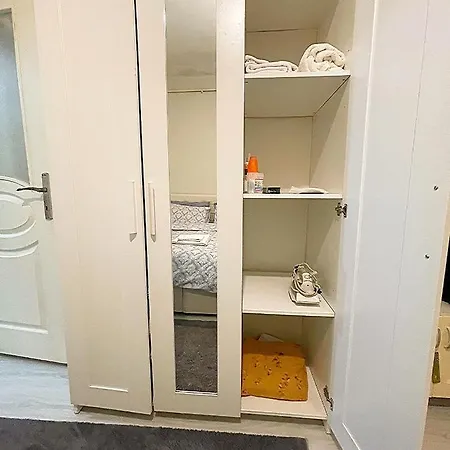 One Bedroom Close To Taksim 0 *
